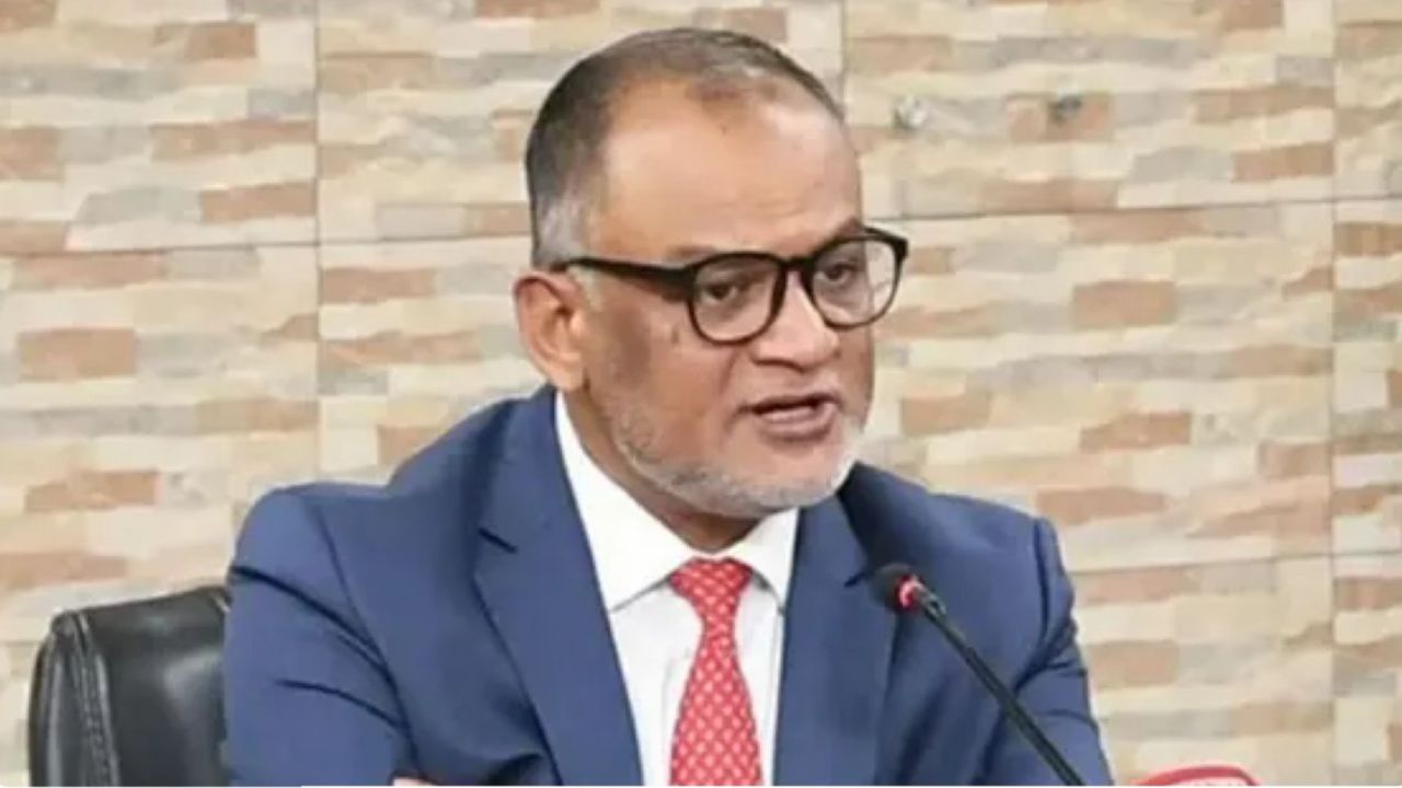 বাজার ব্যবস্থাপনায় সিন্ডিকেটকে নির্মূল করতে পেরেছি বলে মন্তব্য করেছেন উপদেষ্টা শেখ বশিরউদ্দীন। আপনি কি মনে করেন, সিন্ডিকেট নির্মূল হয়েছে?